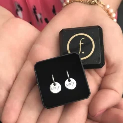 Finaste Oorbellen Met Drie Letters Sale