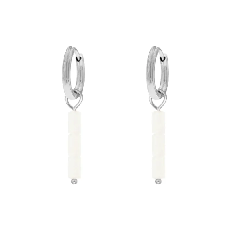 Finaste Oorbellen milky white New