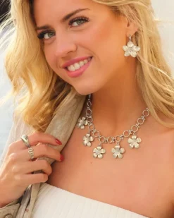 Finaste Oorringetjes met bloem Fashion