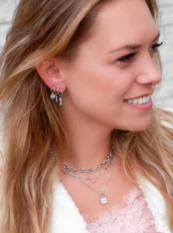 Finaste Oorringetjes met bolletjes hanger Discount