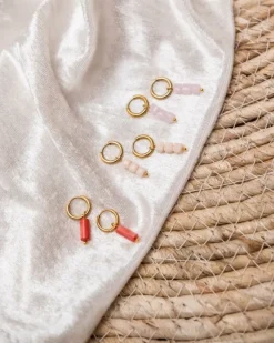 Finaste Oorringetjes met koraal steentje kleur goud Hot