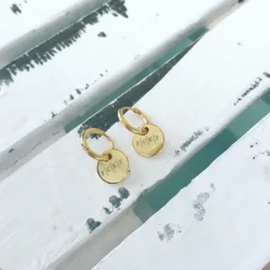 Finaste Oorringetjes Met Vier Initialen Goud kleurig Hot