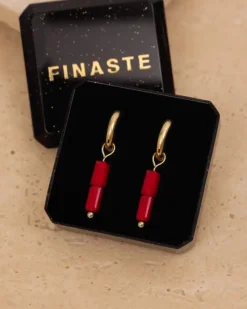 Finaste Oorringetjes rode steentjes goudkleurig Outlet