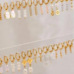Finaste Oorringetjes roze steentjes goud kleurig New