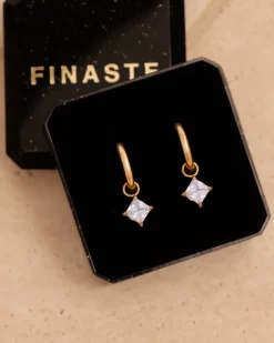 Finaste Oorringetjes sparkle square goldplated Hot