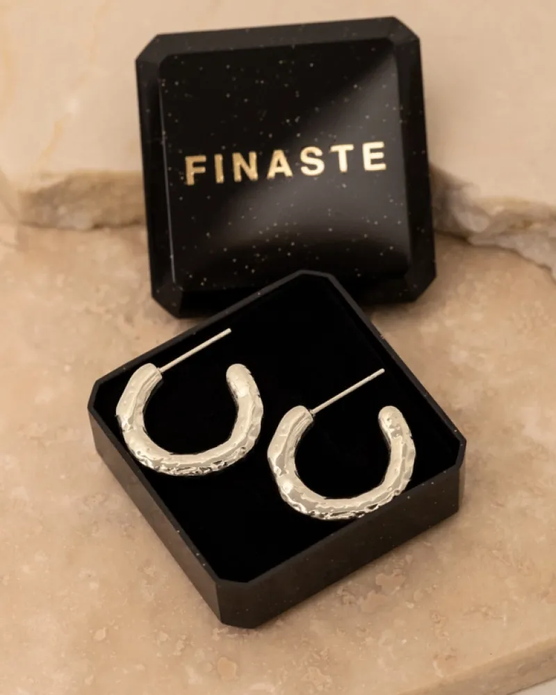 Finaste Open hammered hoops Best