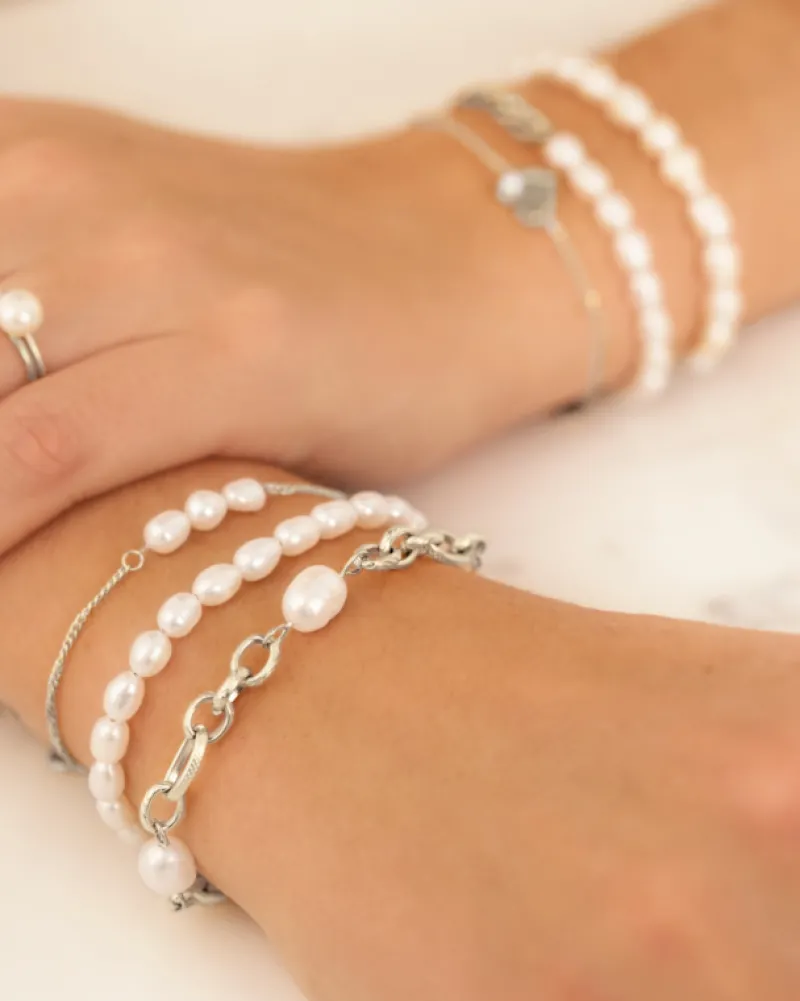 Finaste Pearl bracelet Fashion
