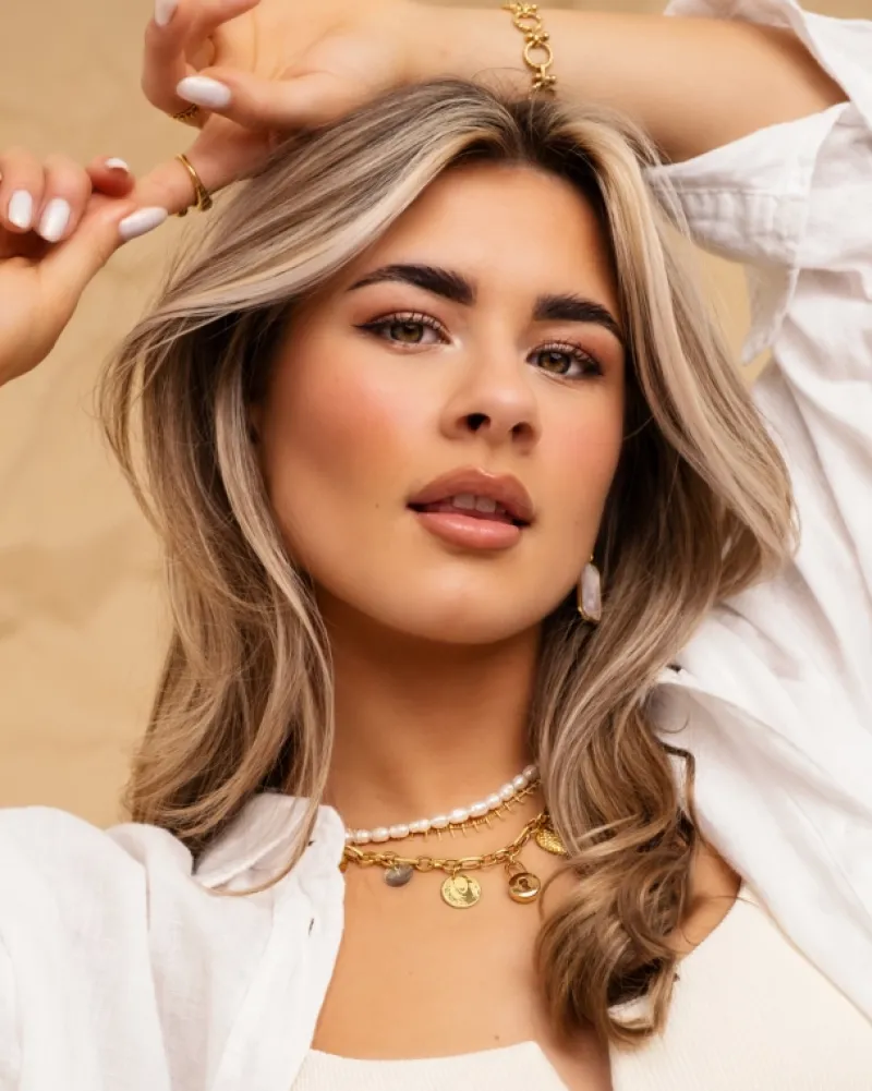 Finaste Pearl necklace goldplated Sale