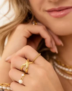 Finaste Pearl ring goldplated Fashion