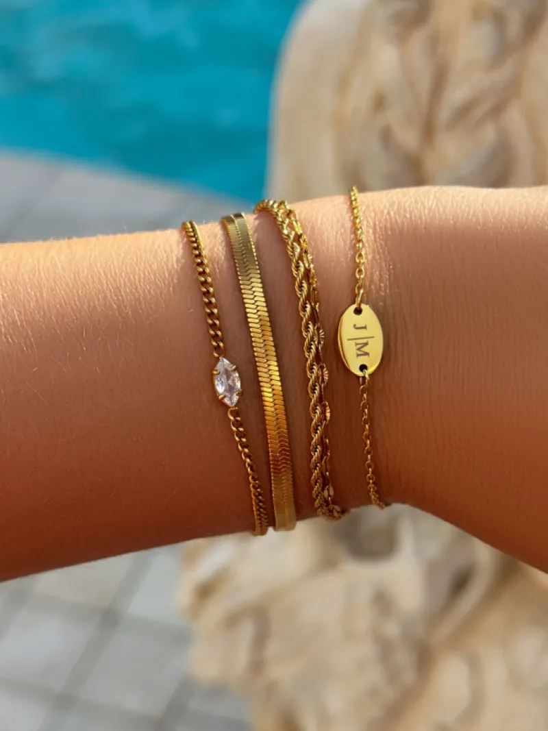 Finaste Plat armbandje goud kleurig Hot