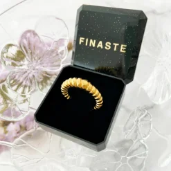 Finaste Ring Croissant kleur goud Clearance