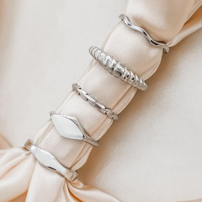 Finaste Ring Croissant kleur zilver Online