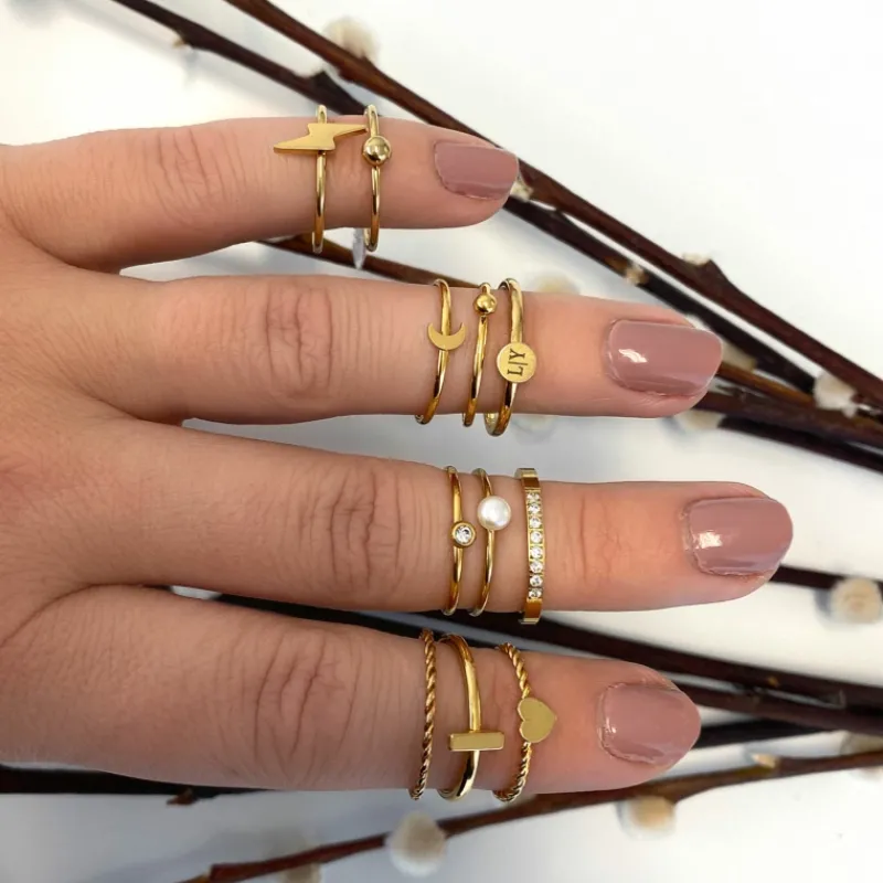 Finaste Ring met bolletje klein goud kleurig Sale