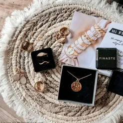 Finaste Ring met Golven Goud kleurig Discount