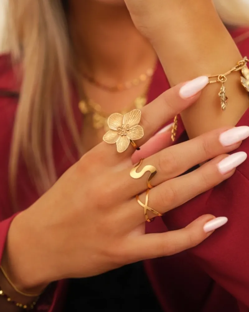 Finaste Ring met golven kleur goud Fashion