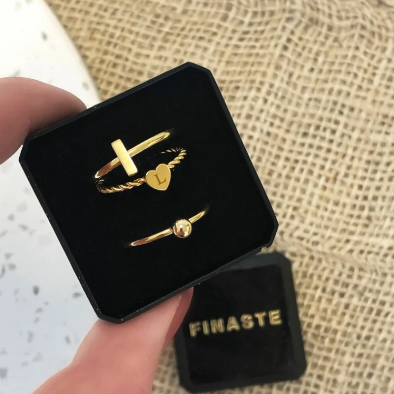 Finaste Ring met graveerbaar hartje goud kleurig Clearance