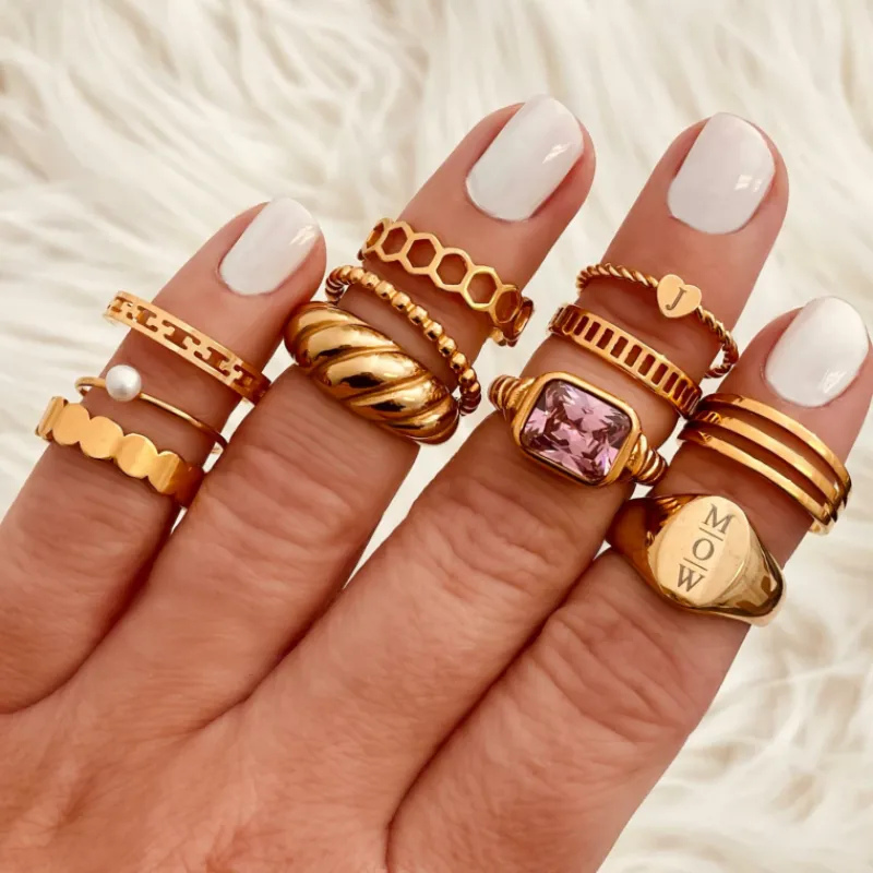 Finaste Ring met graveerbaar hartje goud kleurig Clearance
