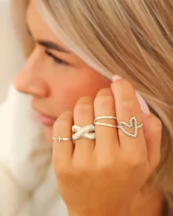 Finaste Ring met hartje bolletjes Discount