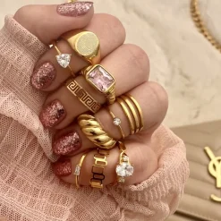 Finaste Ring met steentje goldplated Best