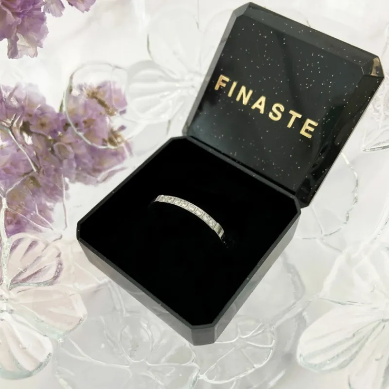 Finaste Ring met steentjes Best