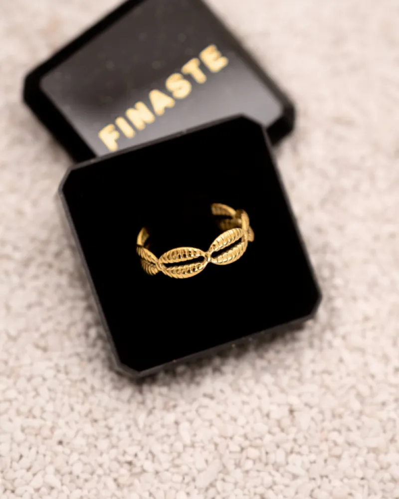 Finaste Schelpen ring goudkleurig Fashion