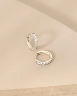 Finaste Shiny oorringetjes 8 mm Sale