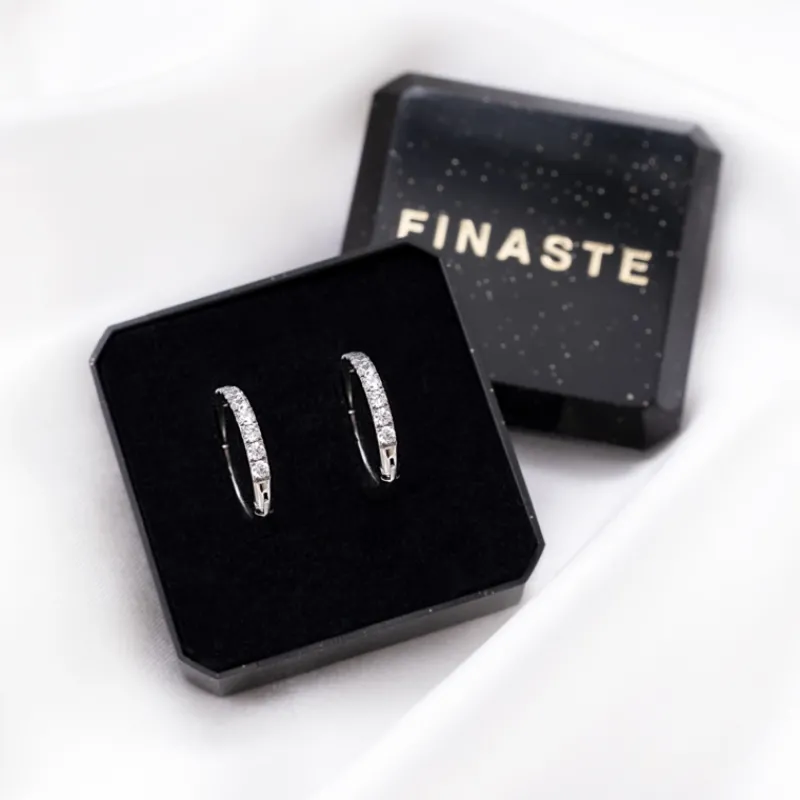 Finaste Shiny oorringetjes 12 mm Clearance