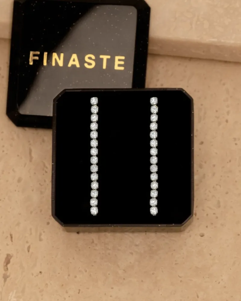 Finaste Shiny tennis earrings goudkleurig Clearance