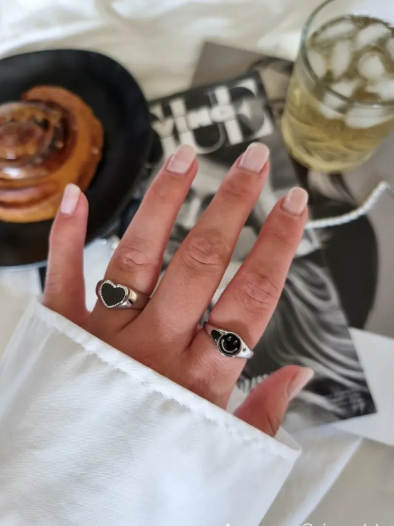 Finaste Smiley Ring Zwart Discount