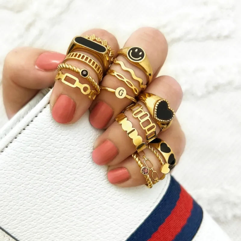 Finaste Smiley Ring Zwart Goldplated Online