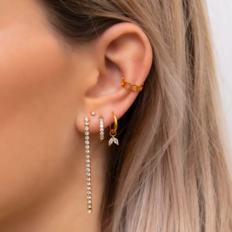 Finaste Stud oorbellen met steentje goud kleurig Sale