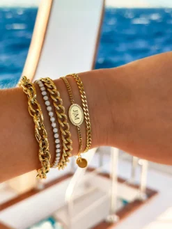 Finaste Subtiel plat schakelarmbandje goud kleurig Clearance