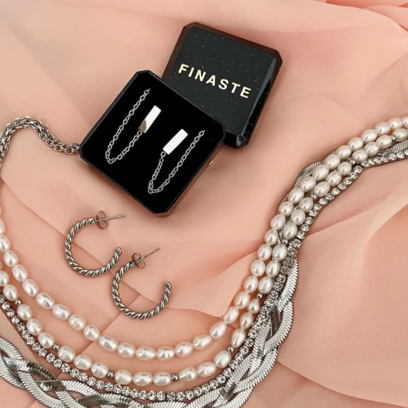 Finaste Tennis necklace Sale