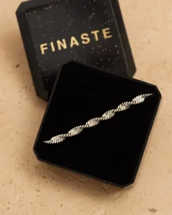 Finaste Trending influencer ketting Best
