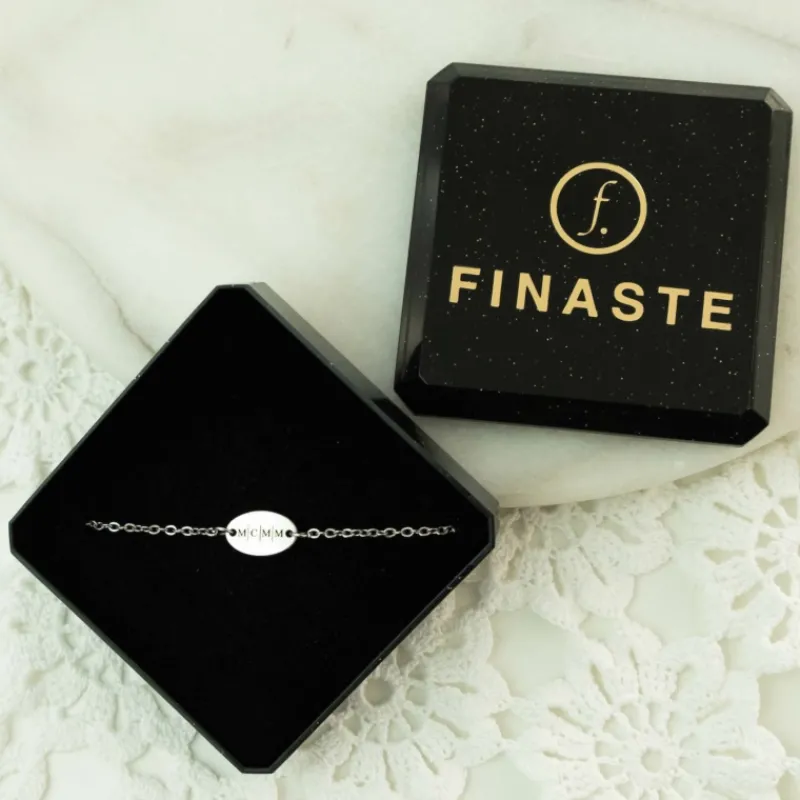 Finaste Trendy armbandje met 4 letters Fashion