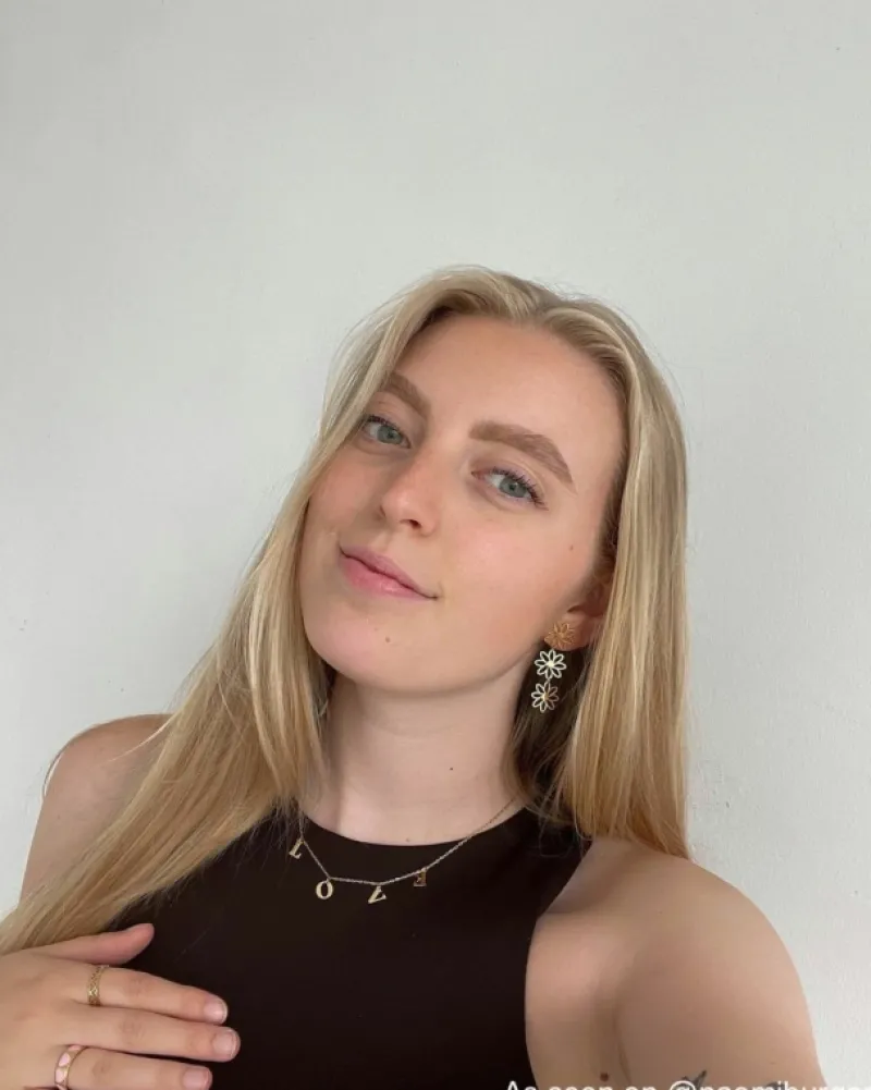 Finaste Triple flower earrings goldplated Online