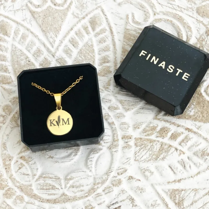Finaste Twee Initialen ketting goud kleurig New