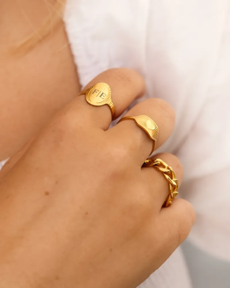 Finaste Verstelbare initial ring vintage goudkleurig Best