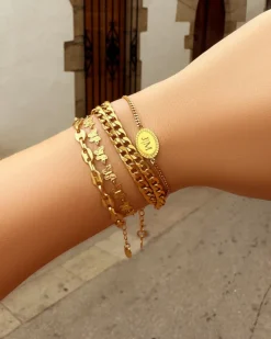 Finaste Vintage initial bracelet goldplated Hot