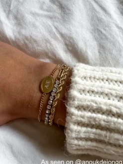 Finaste Vintage initial bracelet goldplated Hot