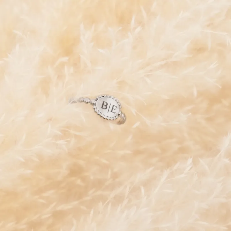 Finaste Vintage Initial Ring Discount