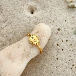 Finaste Vintage Initial Ring Goudkleurig New