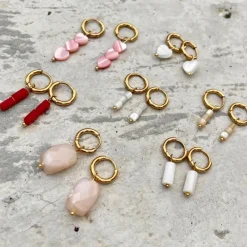 Finaste White sea shell earrings goldplated New