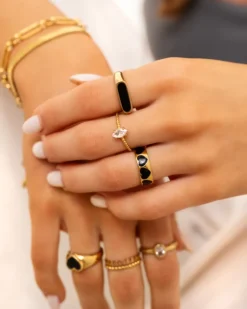 Finaste Zegelring zwart kleur goud Clearance