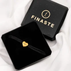 Finaste Zwarte satin heart armband met initials verguld New